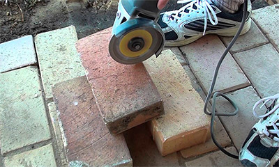 Brick cutting with angle grinder