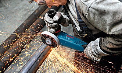 Metal cutting with angle grinder