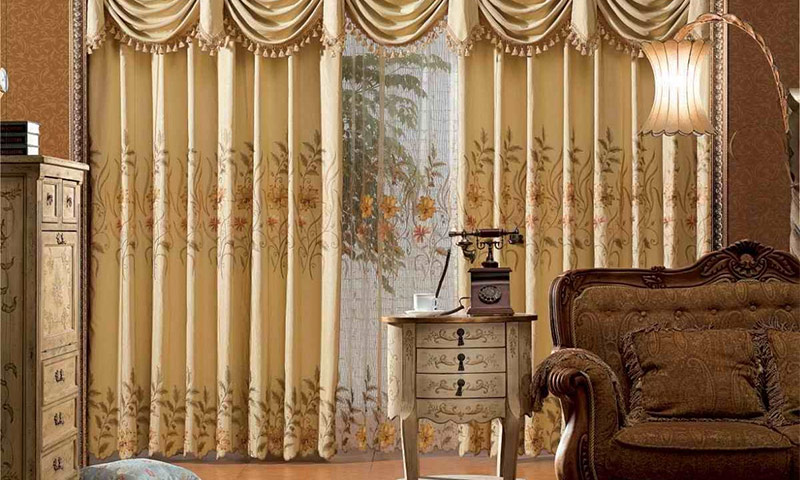 Curtains in the interior - the right choice