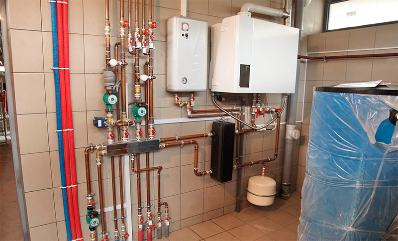 Elements of a gas boiler heating system