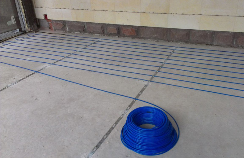 Cable floor heating