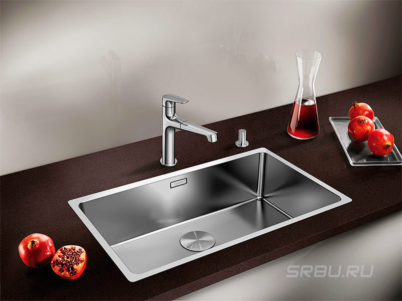 Flush-mounted sink