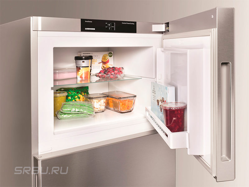 Handle recessed in the refrigerator door